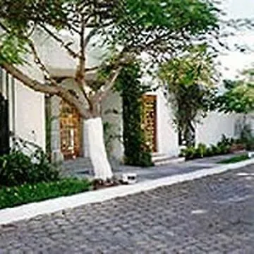 Villas Tacul Boutique Hotel Eastland